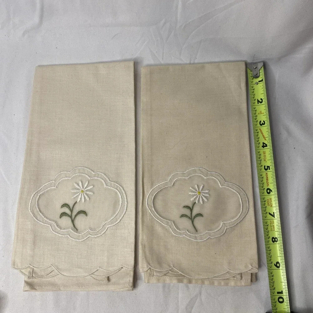 Vintage Scalloped Cocktail Napkins Hand Towels With Flowers